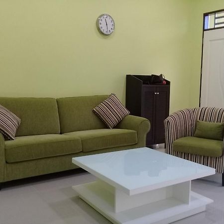 Mirza Homestay Marang Exteriér fotografie